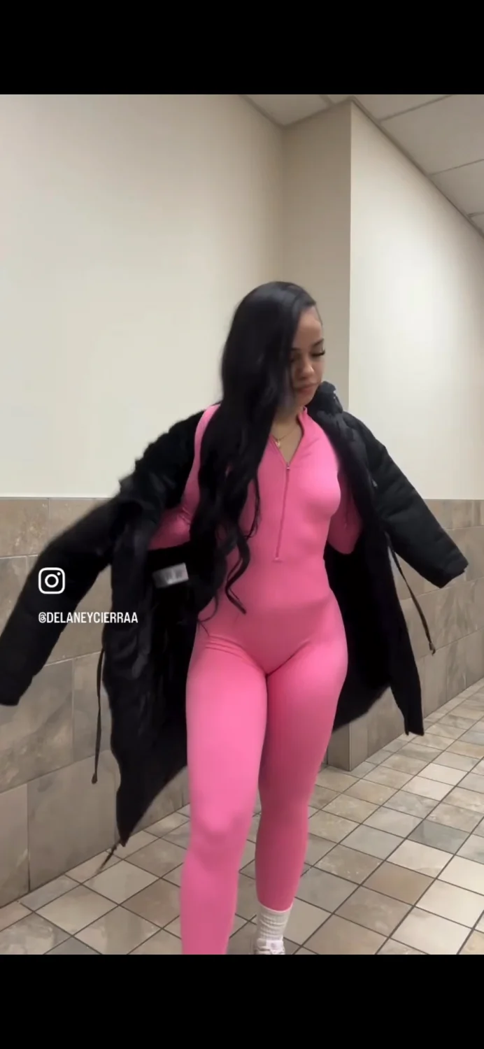 2 Cuties in sexy pink catsuit leggings at gym 🥵🔥 image 7