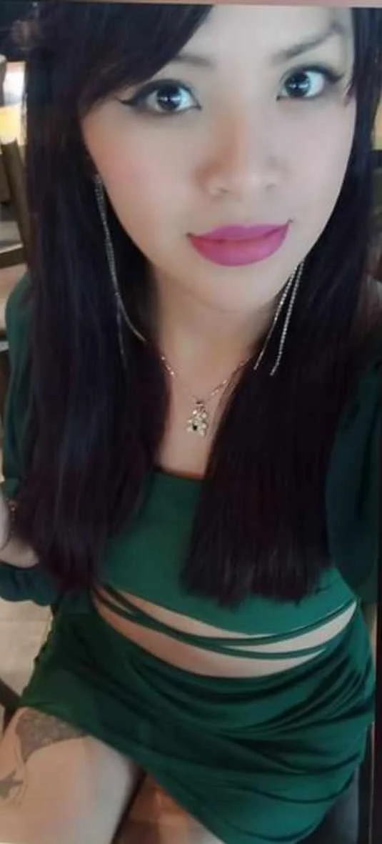 Young mom 2 🍑🍑❤️❤️🤤🤤🤤🤤😋😋😋 image 3