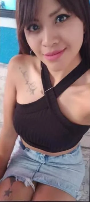 Young mom 2 🍑🍑❤️❤️🤤🤤🤤🤤😋😋😋 image 4
