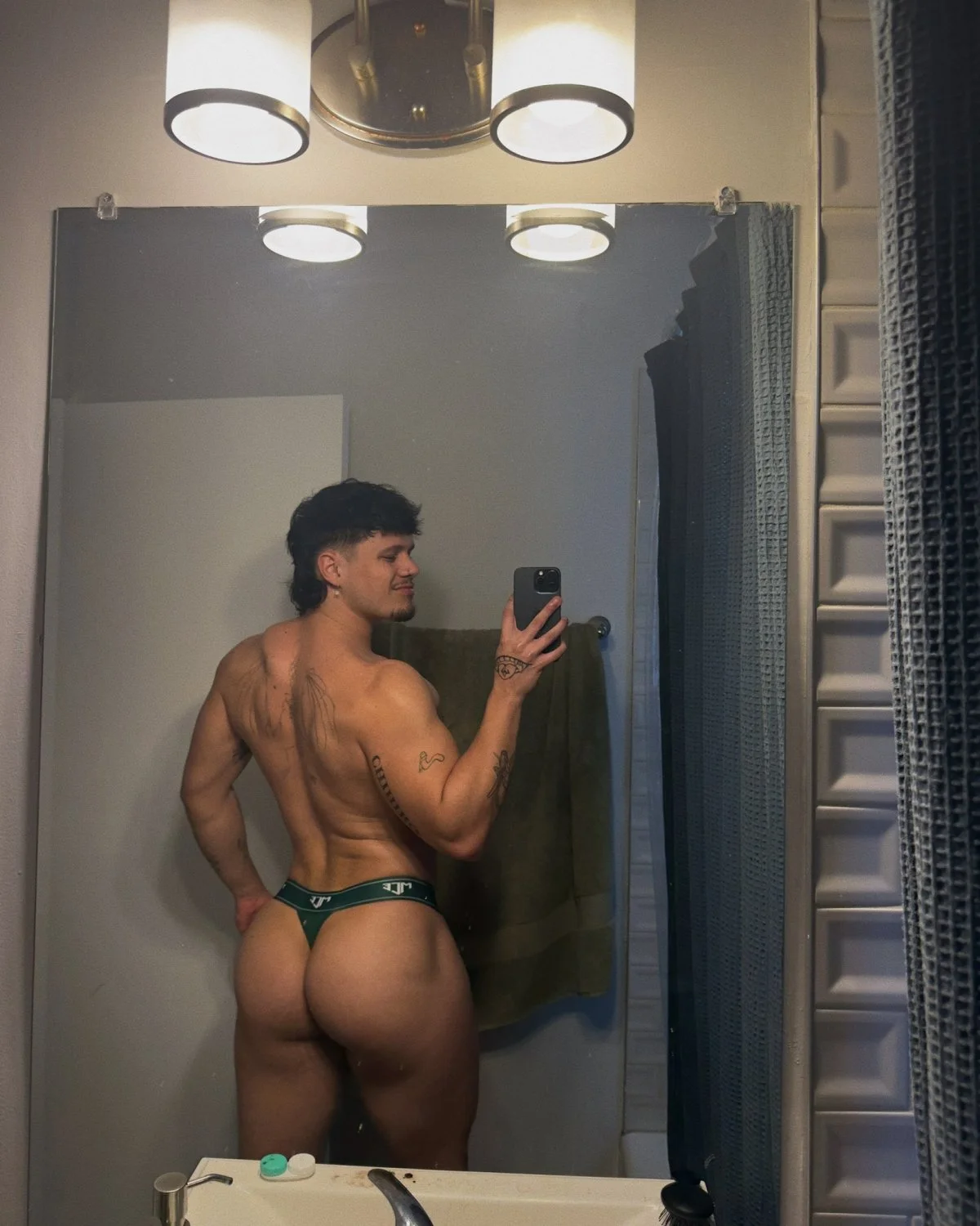 UHH OK 🇺🇸 ASS TO SMASH 🍑🍆🍑🍆🍑 image 2