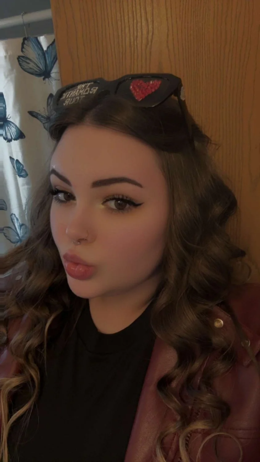 Snapchat PAWG Mikayla shows off her assets image 19