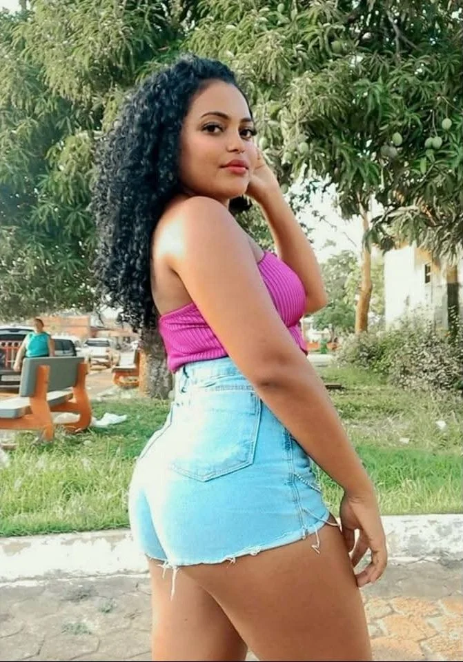 Baixinha rabuda 🤤 image 4