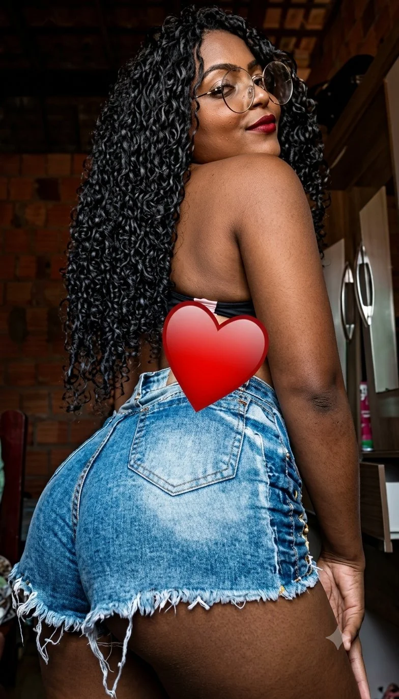 Baixinha rabuda 🤤 image 7