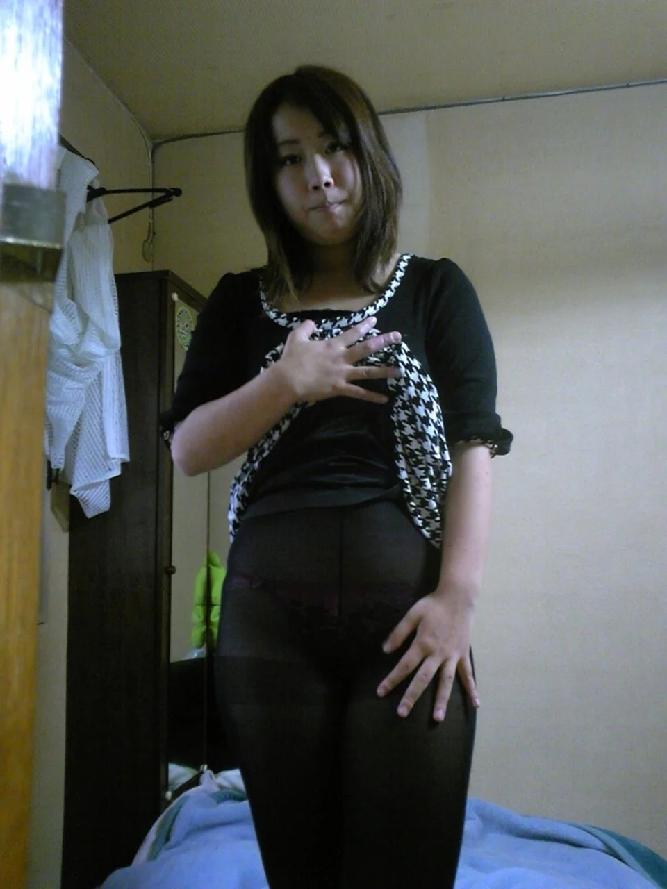 Japanese amateur girl 44 image 2