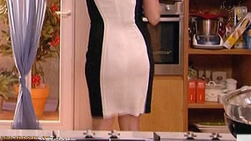 Benedetta parodi image 19
