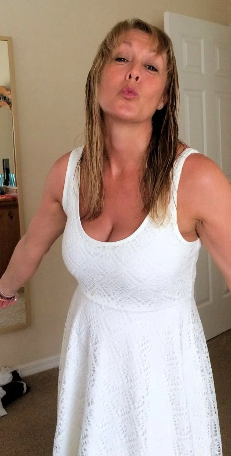 my friend's wife leila image 8