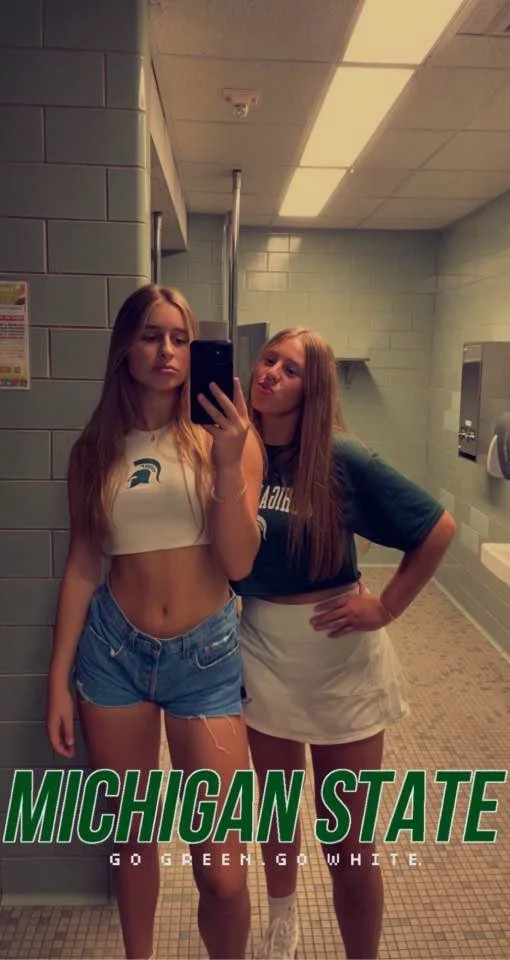 Sexy PAWG college teen Makena image 11