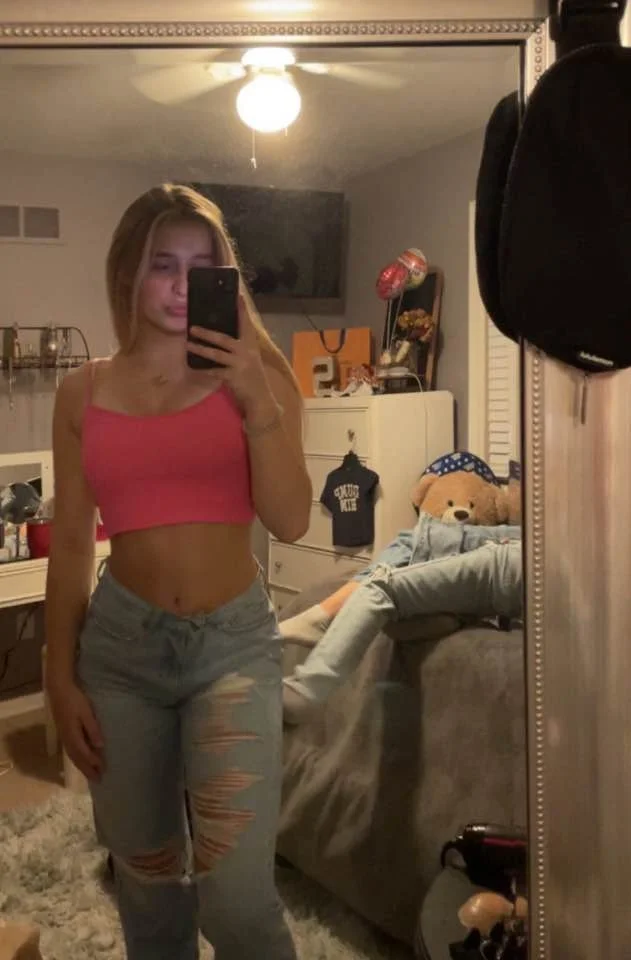 Sexy PAWG college teen Makena image 6