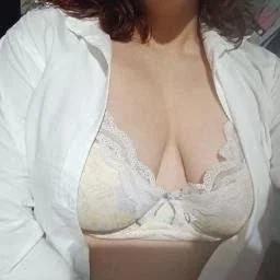 puta de Mexico una zorra con una concha peluda y unas tetas gordas toda una puti gordi la Andrea image 1