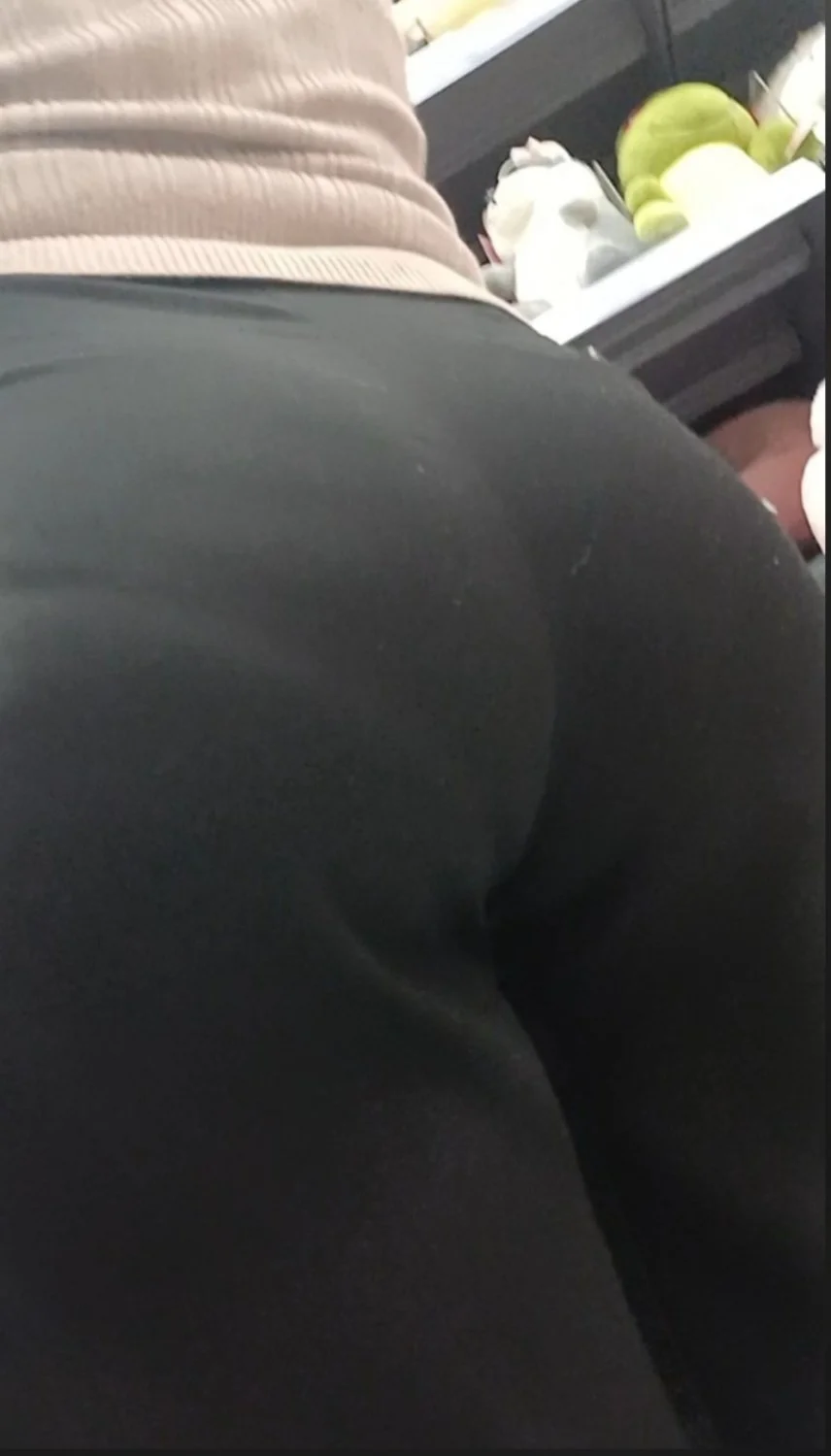 Como ven el culote de mi amiga image 15