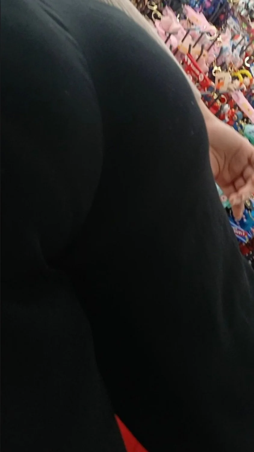 Como ven el culote de mi amiga image 7