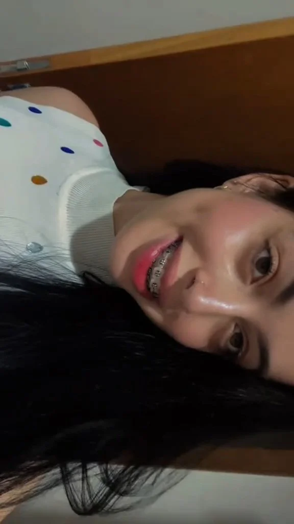 Novinha do insta image 6