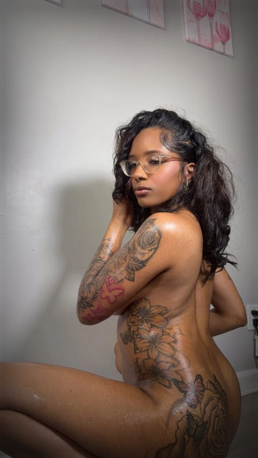Slim & Sexy Bajan 🇧🇧 image 2
