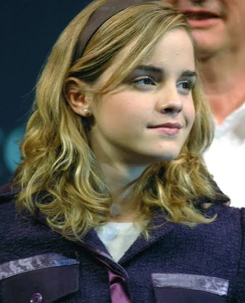 Sexy celebs #1Emma Watson image 5