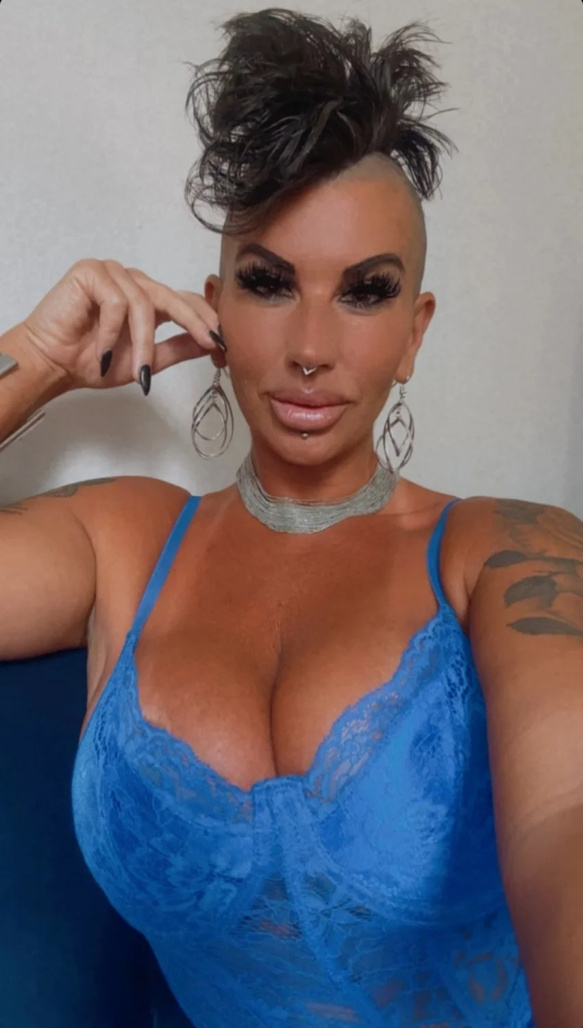 Mohawk milf image 9