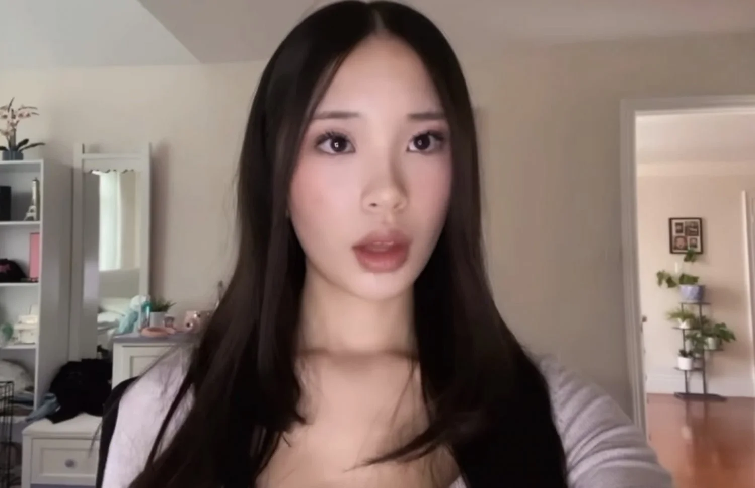 Asian irl melissa main image