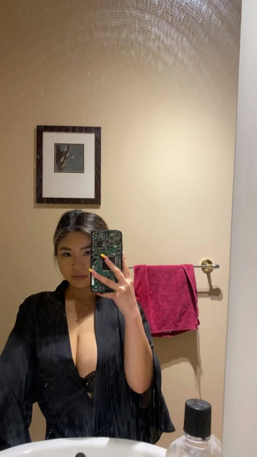 Asian Fuck Cow image 4