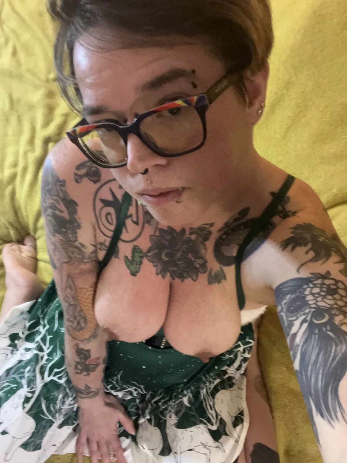 Tattooed webslut image 12