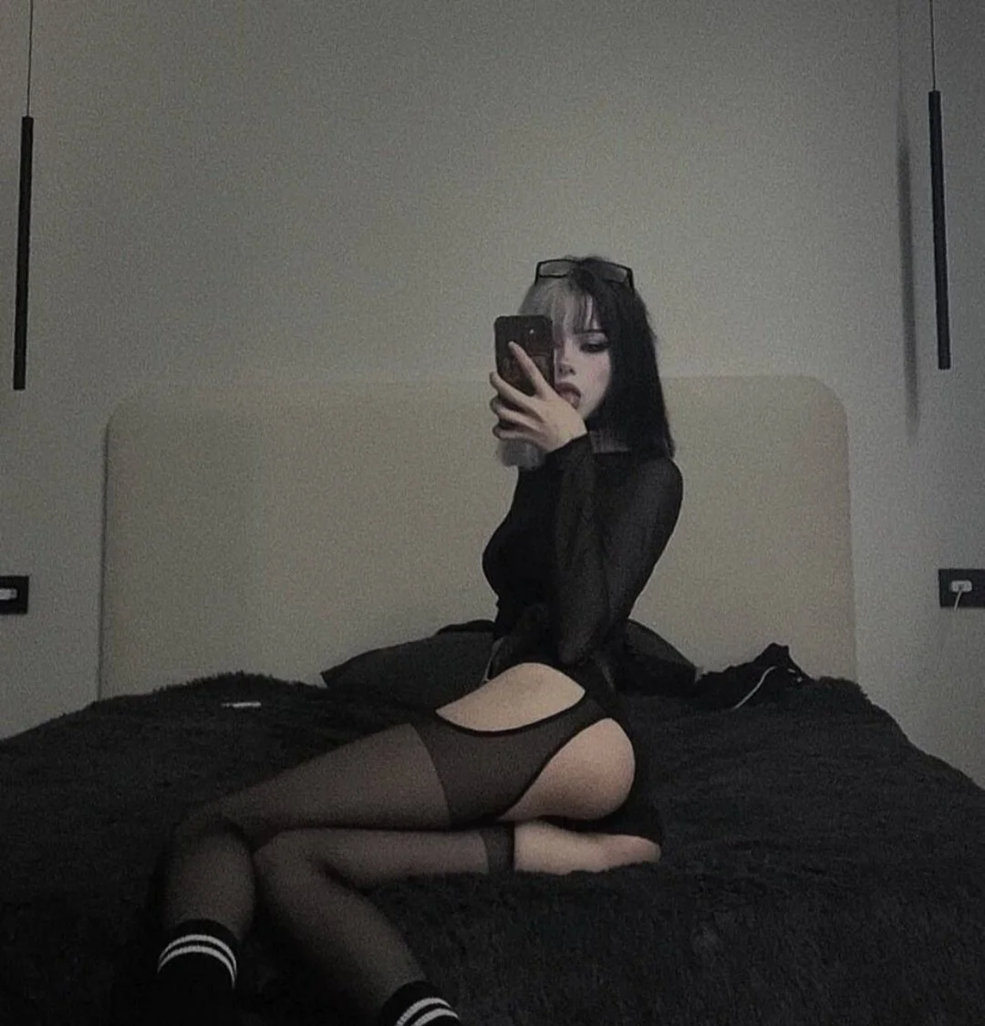 goth image 2