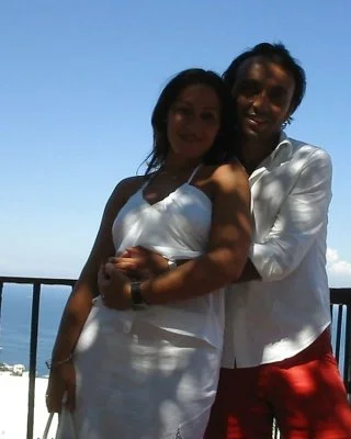 Italian couple on vacation image 16