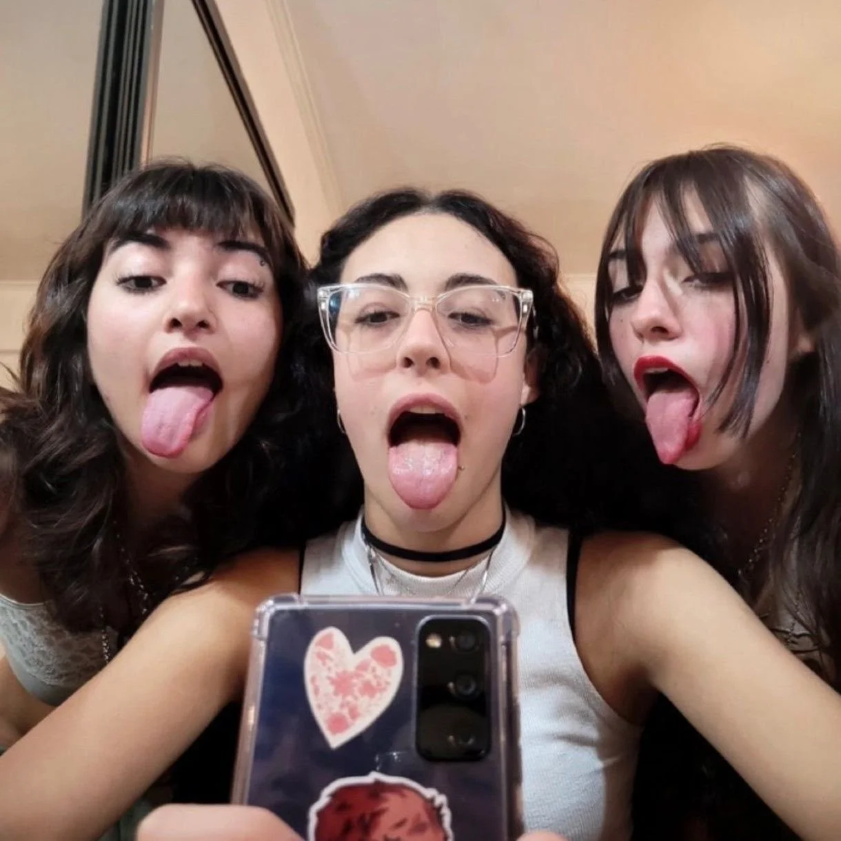 NOVINHAS image 39