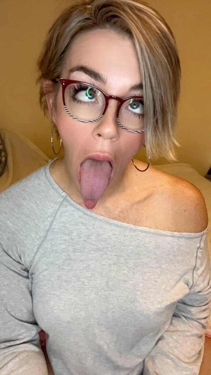 ahegaomilf image 39