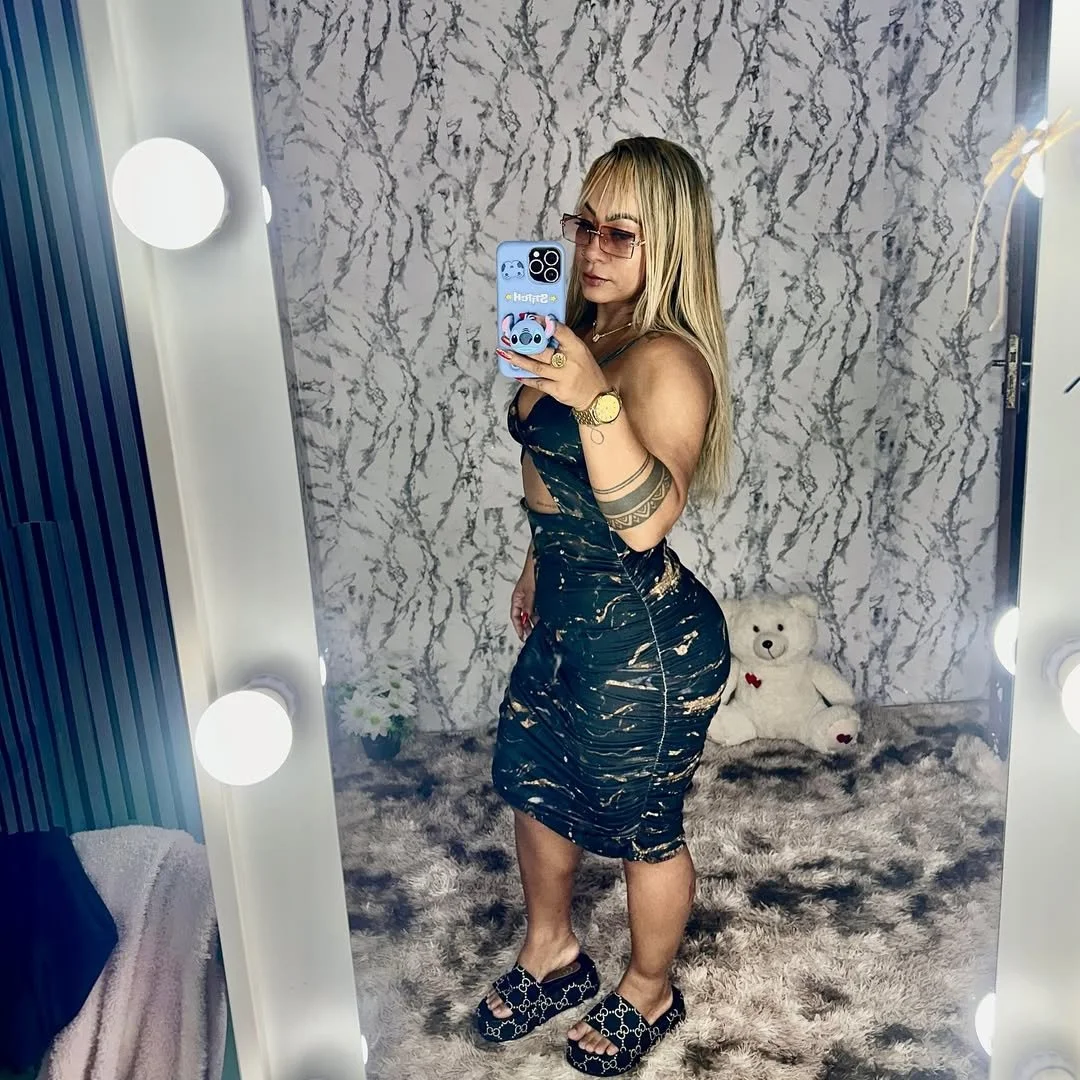 Räfåēlly Loirinha Milf Gostosa Pra Caralho image 8