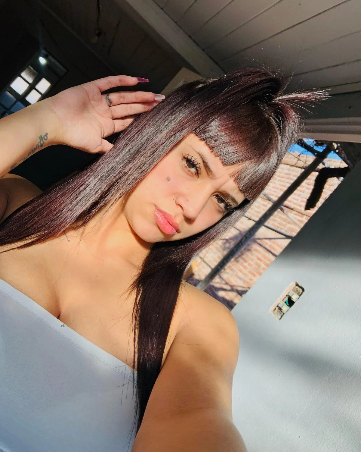 UNKNOWN 08 - BUSTY ARGETINIAN & SELLS CONTENT TOO, NAME'S VALEN (PART 01) image 5