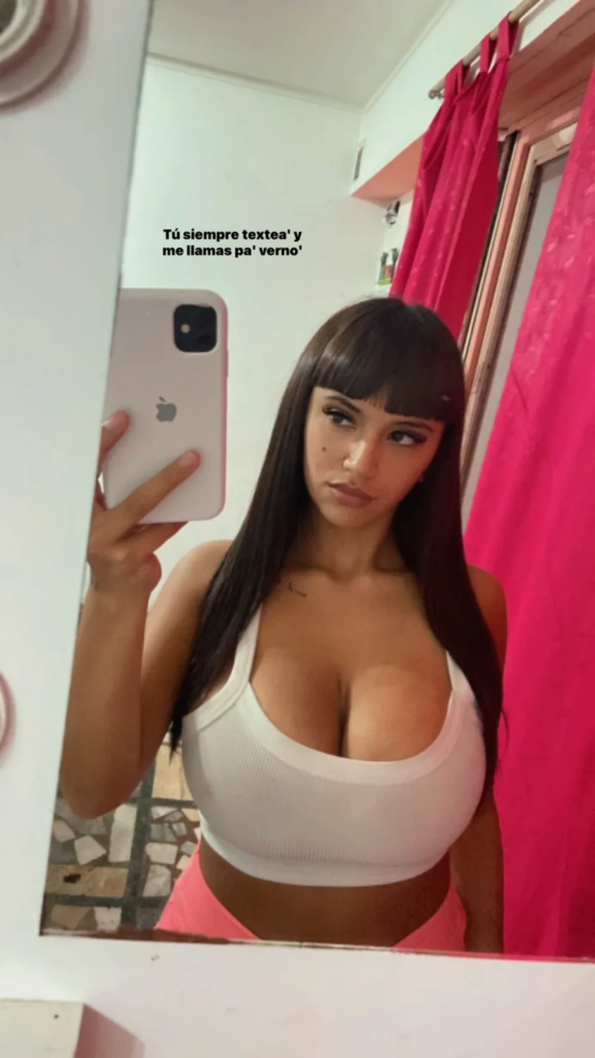 UNKNOWN 08 - BUSTY ARGETINIAN & SELLS CONTENT TOO, NAME'S VALEN (PART 01) image 50