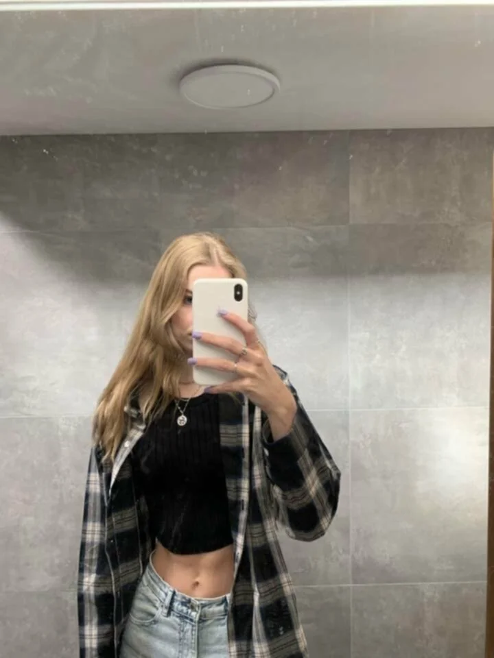 UK Webslut image 3