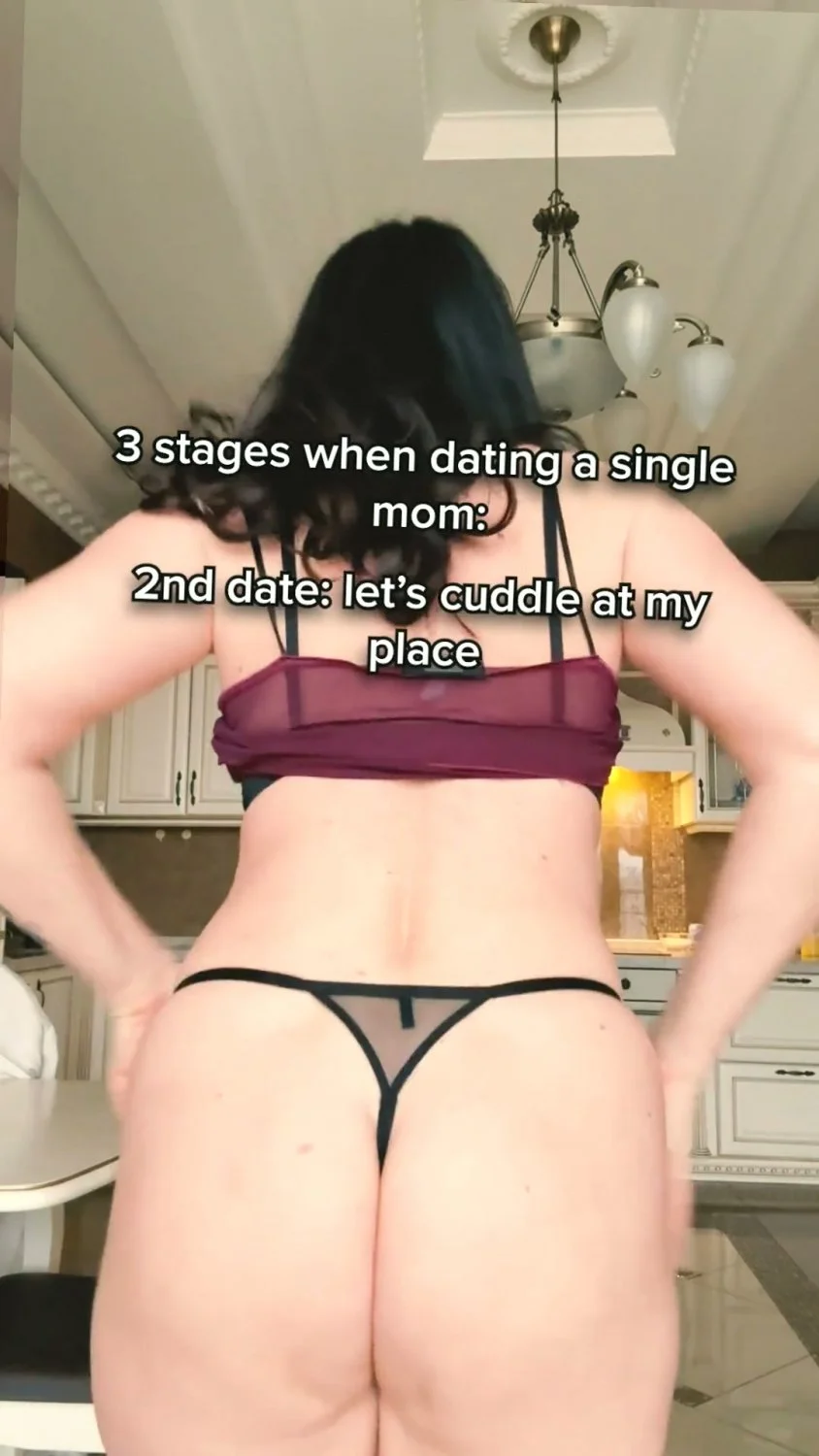 🔞 slutty busty deepthroat tight pussy cum dripping 🫦🍑 See my OF image 4