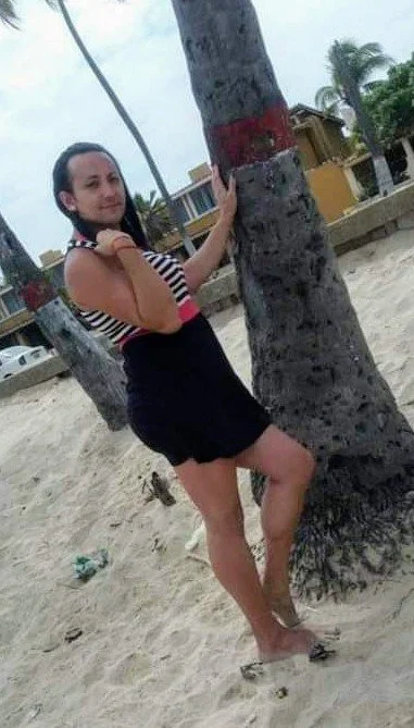 STEFII SEXY TRANS image 8
