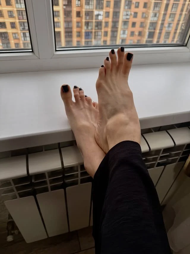 New Russian Footmodel Natya’s Perfect Feet image 15