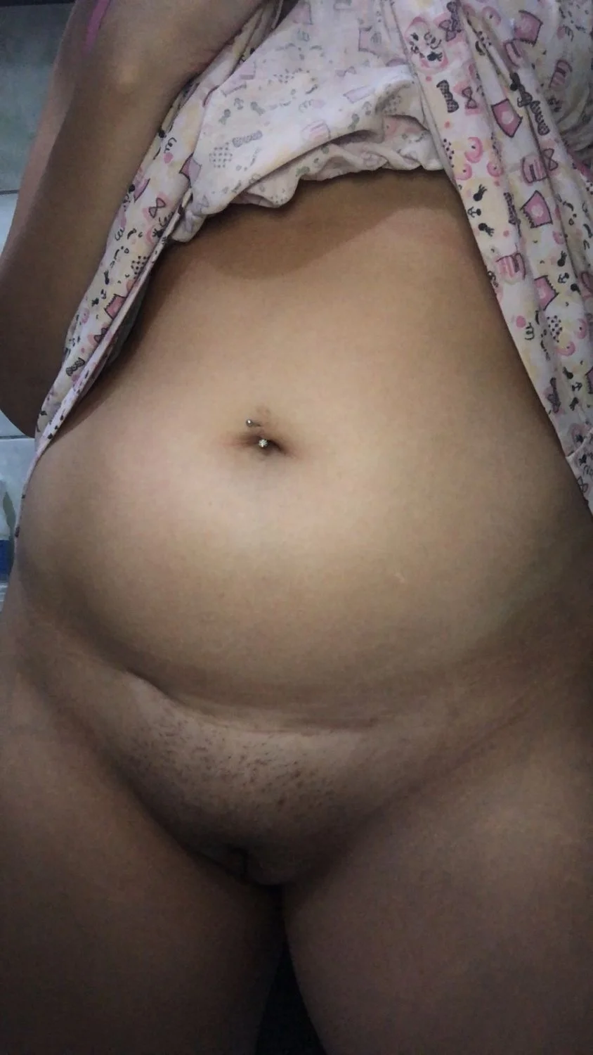O rabo mais delicioso de puta casada, oq essa putinha de corno merece? image 8