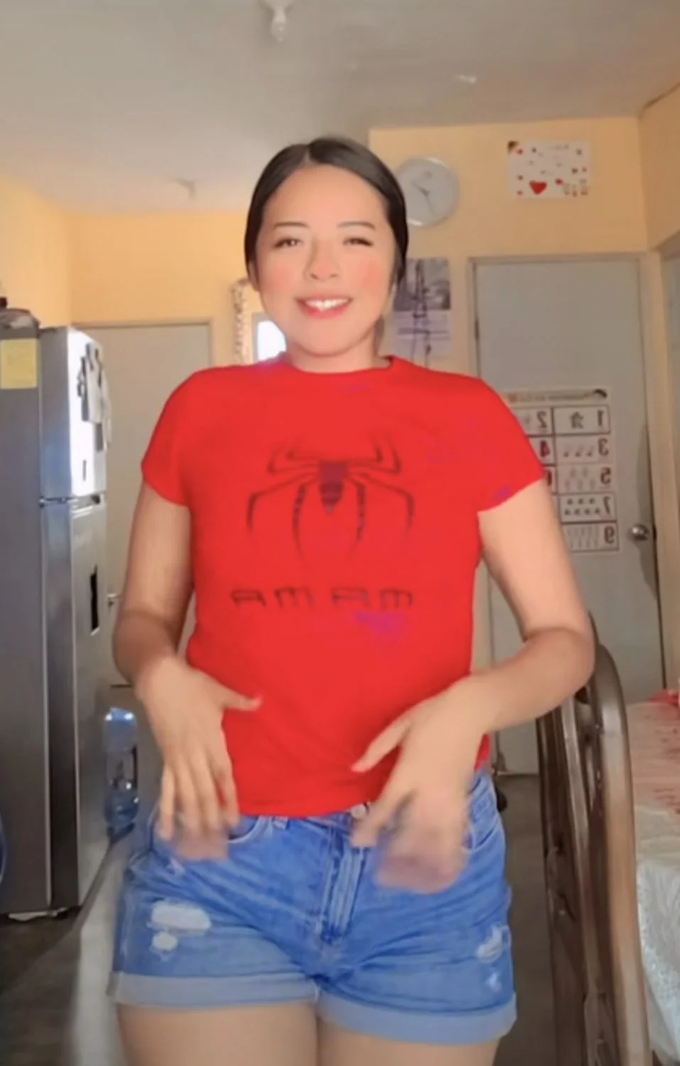 Leslie V image 8