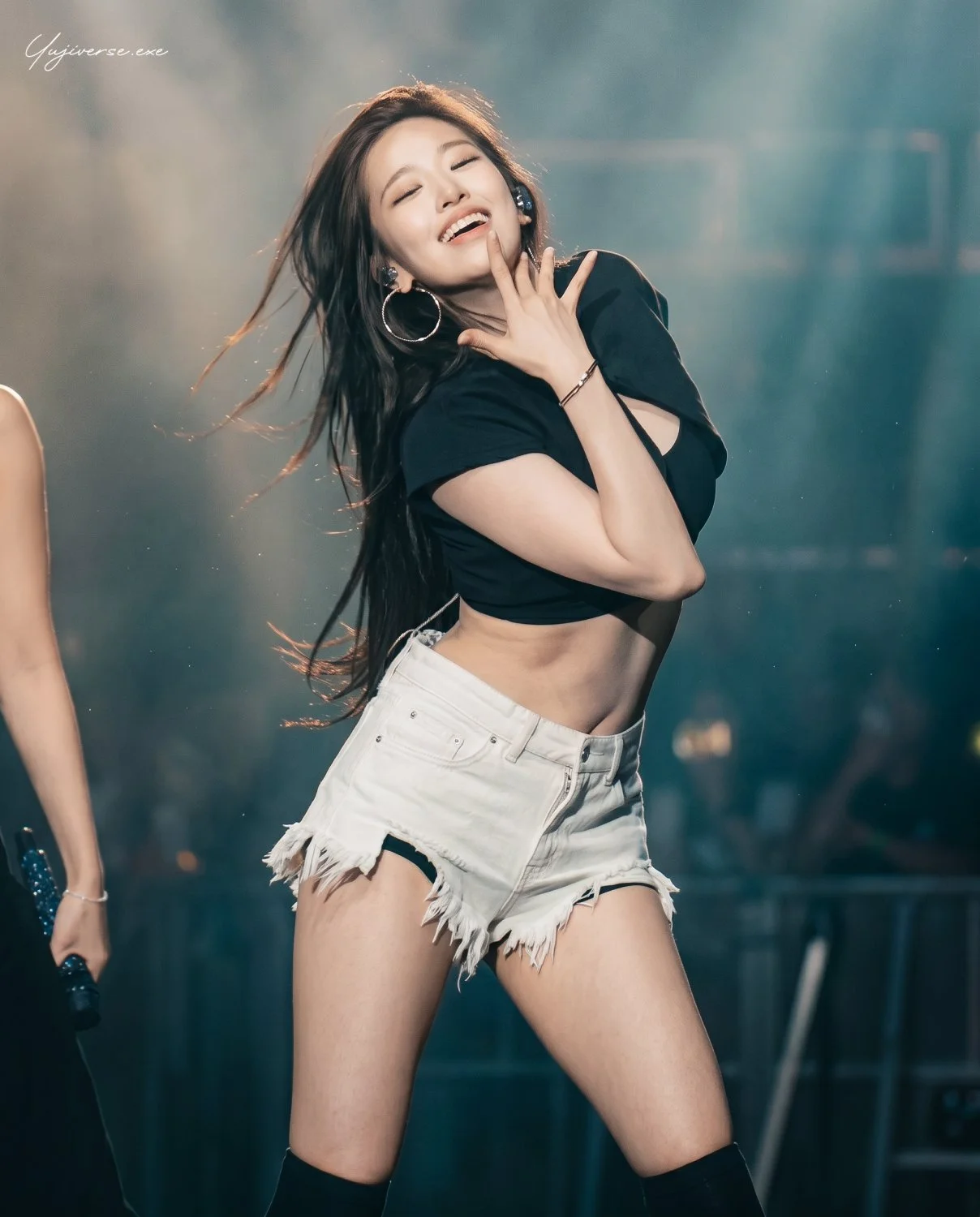 Random Idol (Kpop) Pictures 69 image 12