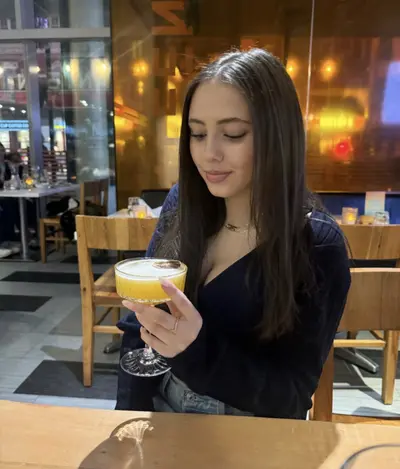 Jewish irl Sienna cover image