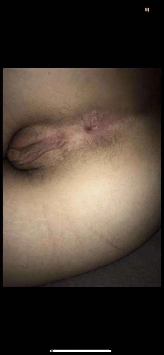 26-0138 - Follower wants to show off his girl image 10