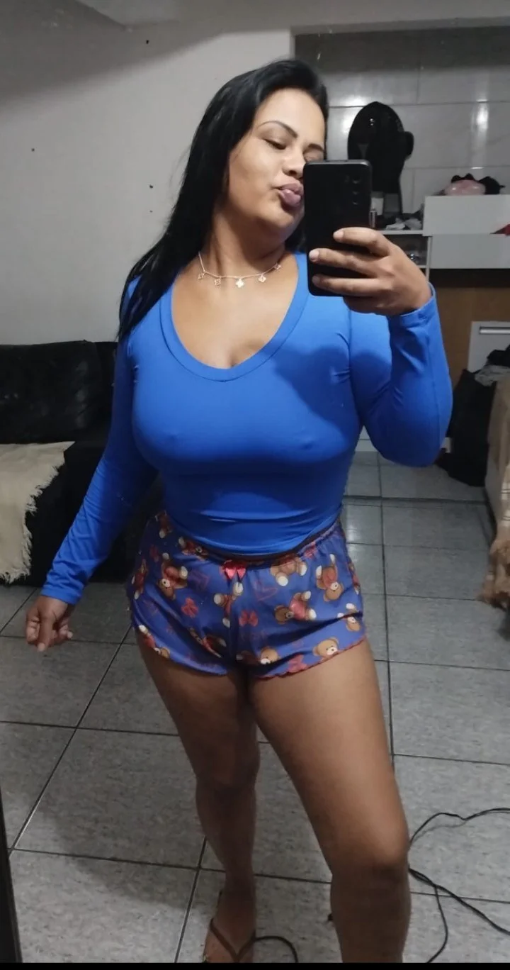 Morena vazada image 16