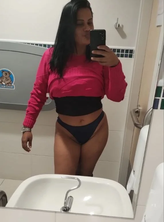 Morena vazada image 23