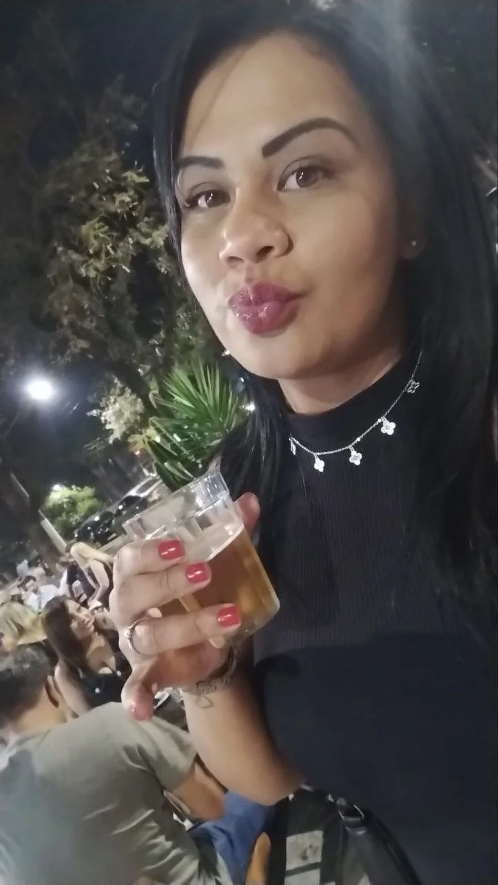 Morena vazada image 4