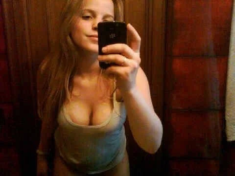 Cristin 22 image 6