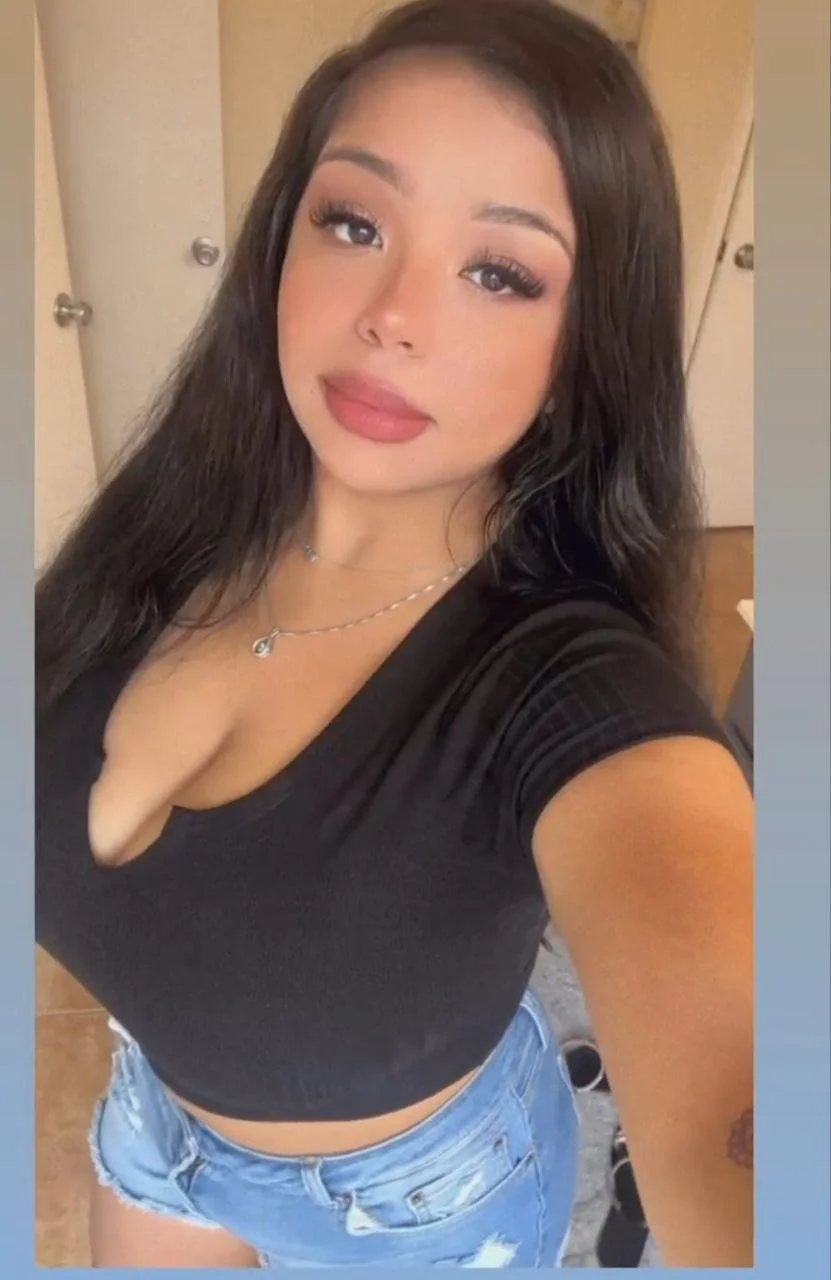 Curvy latina for your pleasure image 11