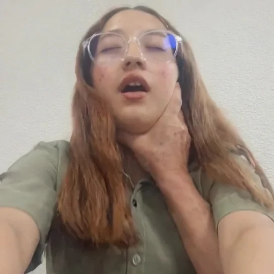 Cogiendo a la hija de mi amigo image 5