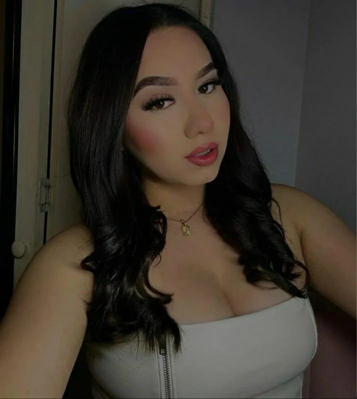 Hot Phoenix Mexican Latina Alessandra dm if you know her🙏🏻 image 3