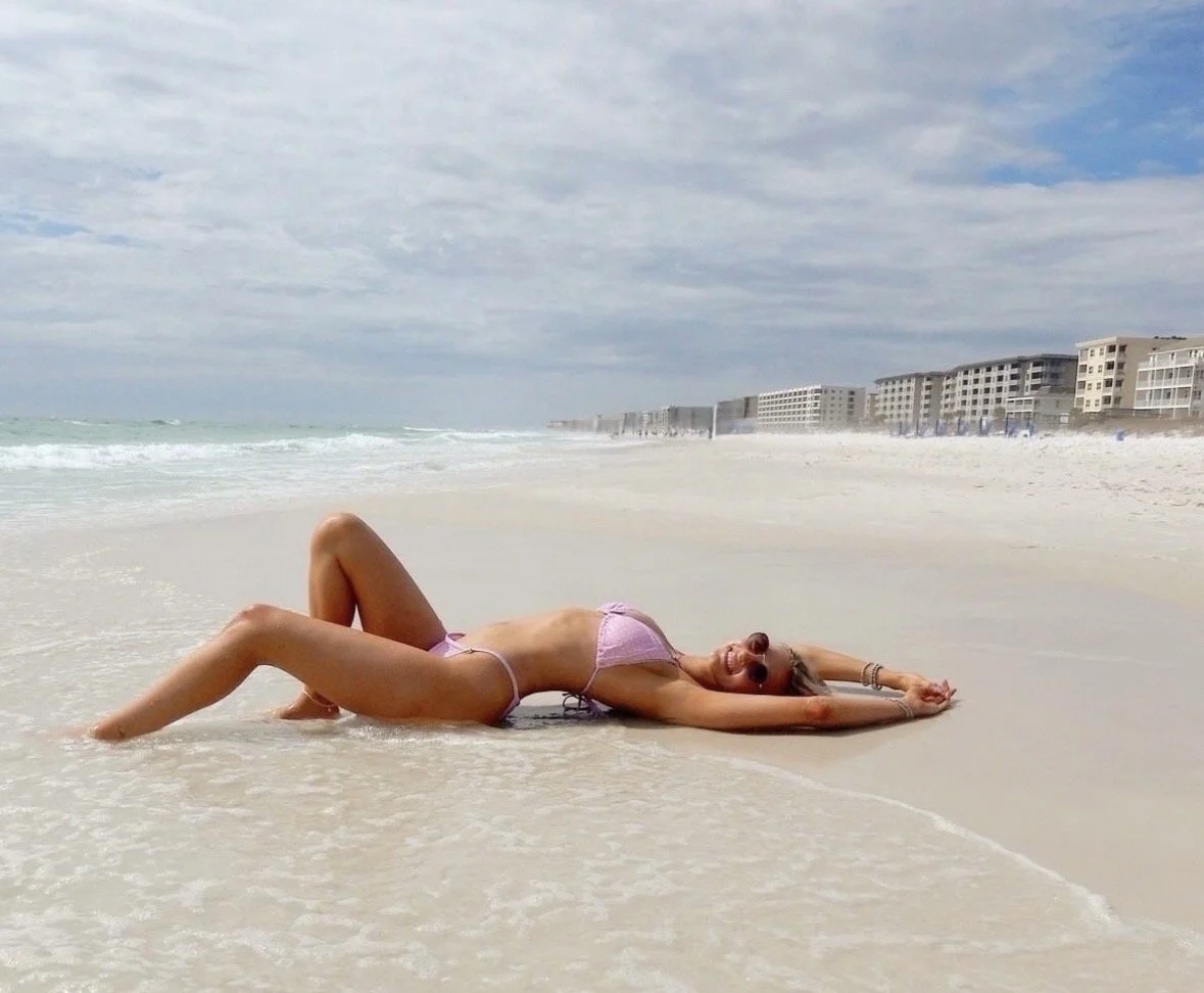 Tight college girl Graci’s heating up again image 5