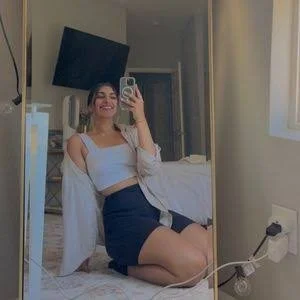 College girl leaked (Lovebir johal) image 3