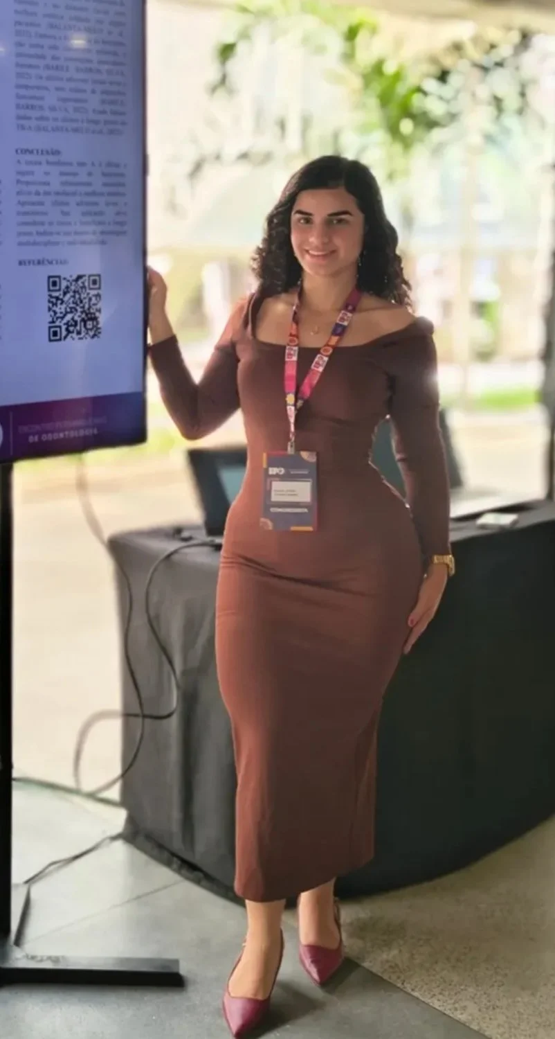 Estudante gostosa de odonto famosinha do insta image 12