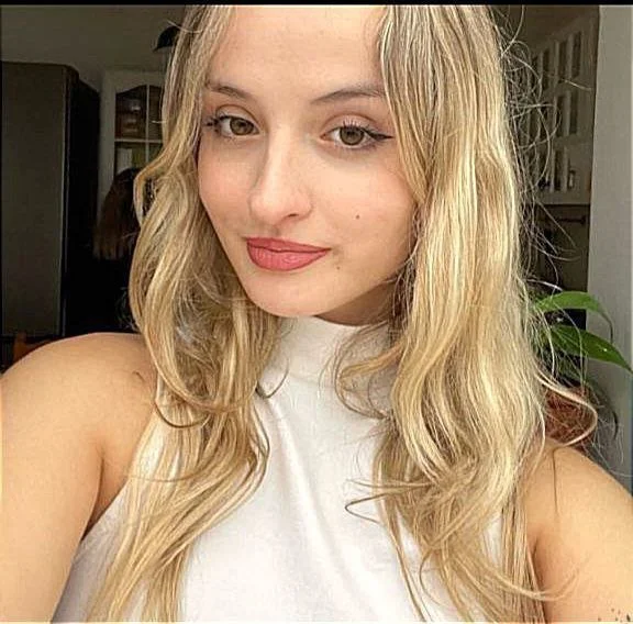 novinha gostosinha gemendo demais main image