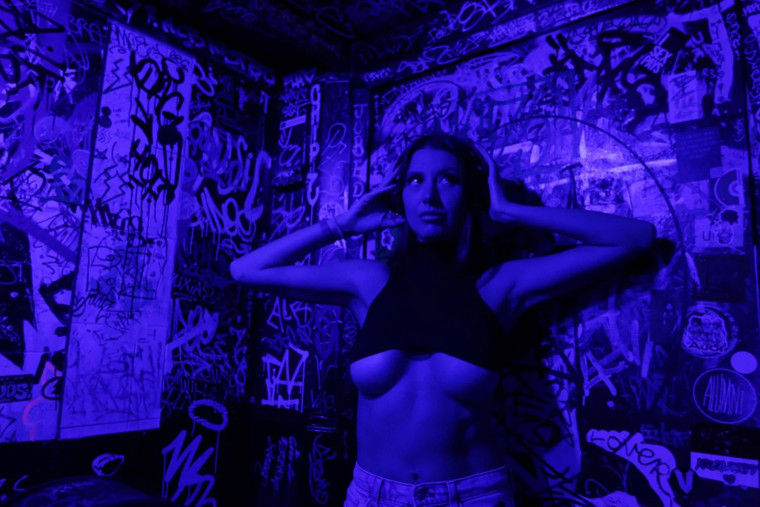 Who loves underboob image 2
